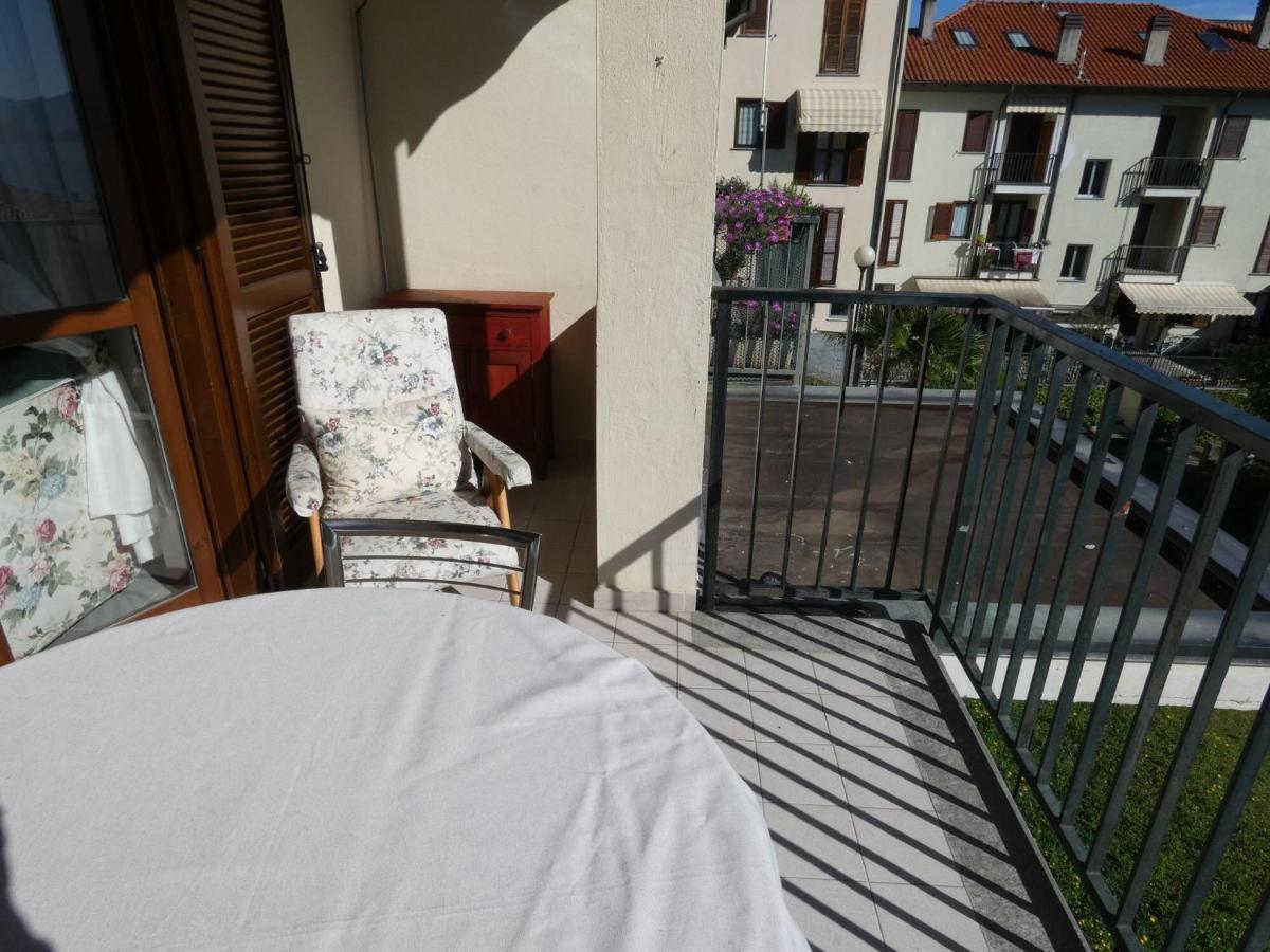 Casa Clivia - 3 Bedroom Apartment With Lake View Stresa Bagian luar foto