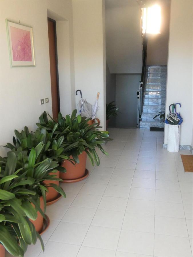 Casa Clivia - 3 Bedroom Apartment With Lake View Stresa Bagian luar foto