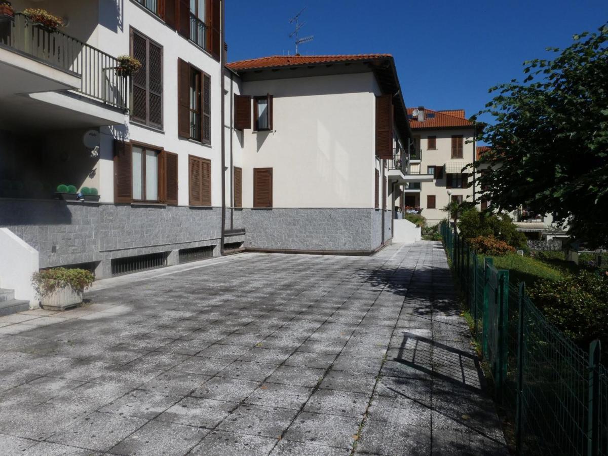 Casa Clivia - 3 Bedroom Apartment With Lake View Stresa Bagian luar foto