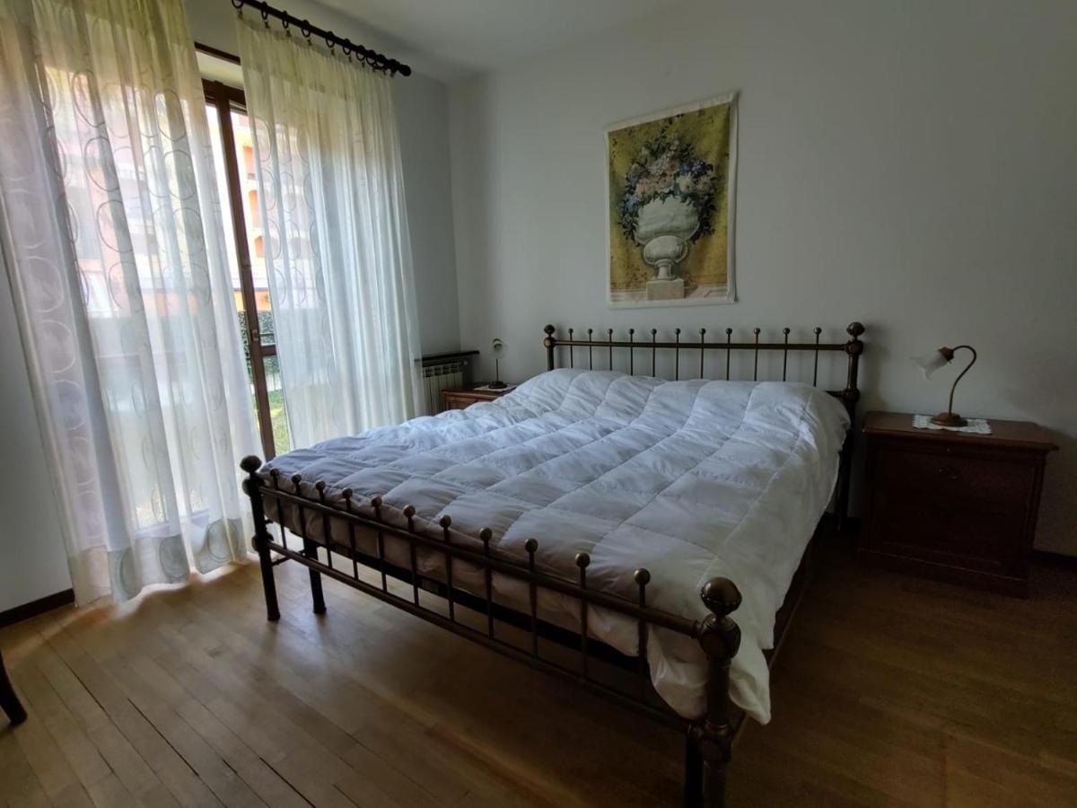 Casa Clivia - 3 Bedroom Apartment With Lake View Stresa Bagian luar foto