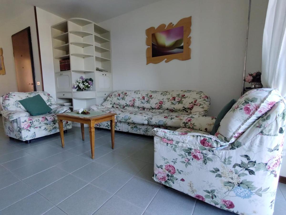 Casa Clivia - 3 Bedroom Apartment With Lake View Stresa Bagian luar foto